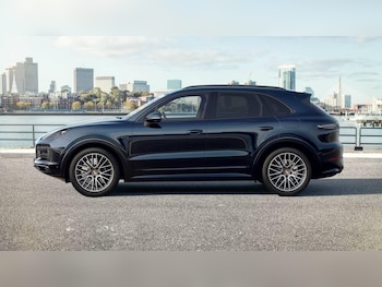 Used Porsche Cayenne 2022 for sale - 76717051: Photo