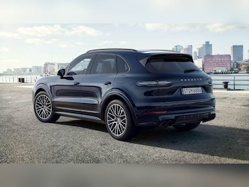 Used Porsche Cayenne 2022 for sale - 76717051: Photo