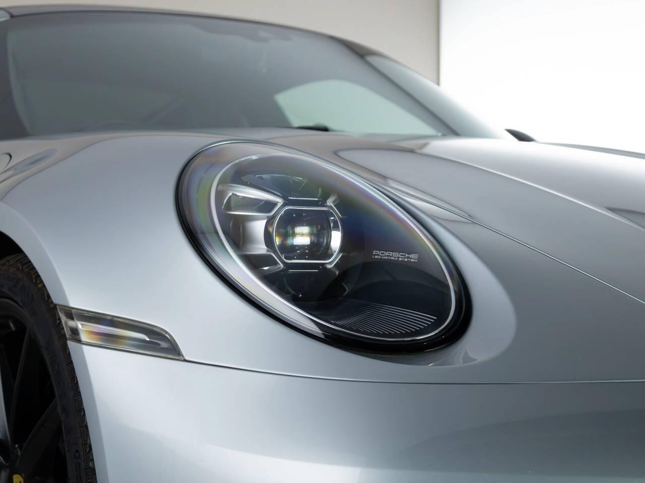 Used Porsche 911 2020 for sale - 76691257: Photo 10