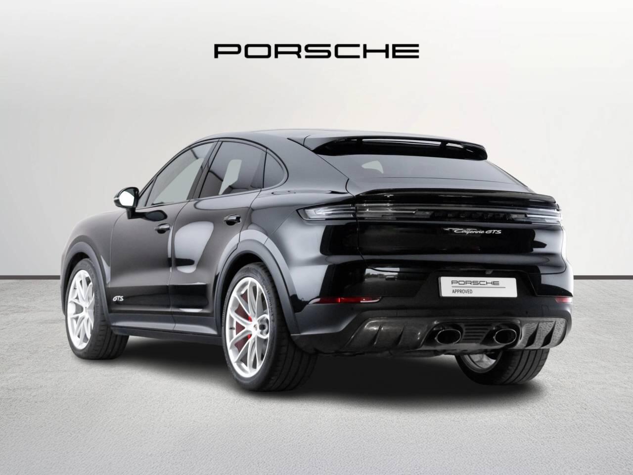 Used Porsche Cayenne 2024 for sale - 76677915: Photo 3