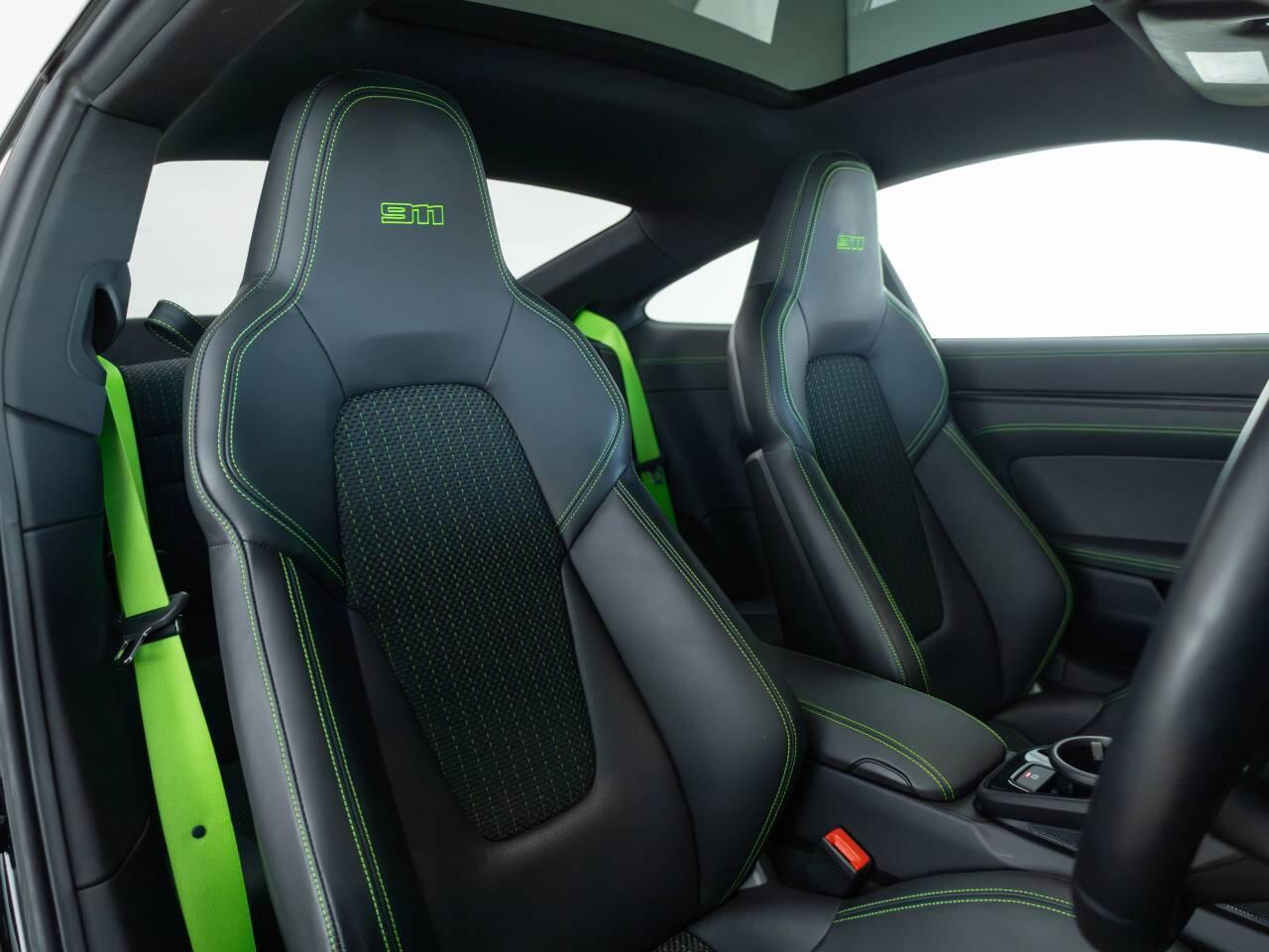 Used Porsche 911 2023 for sale - 77980144: Photo 5