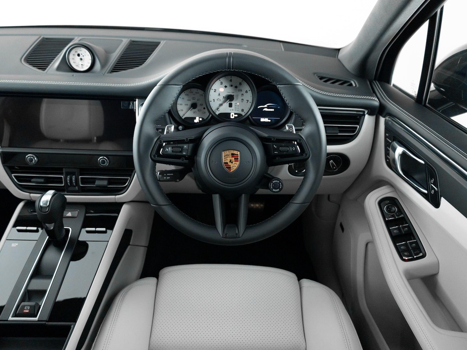 Used Porsche Macan 2025 for sale - 78036588: Photo 12