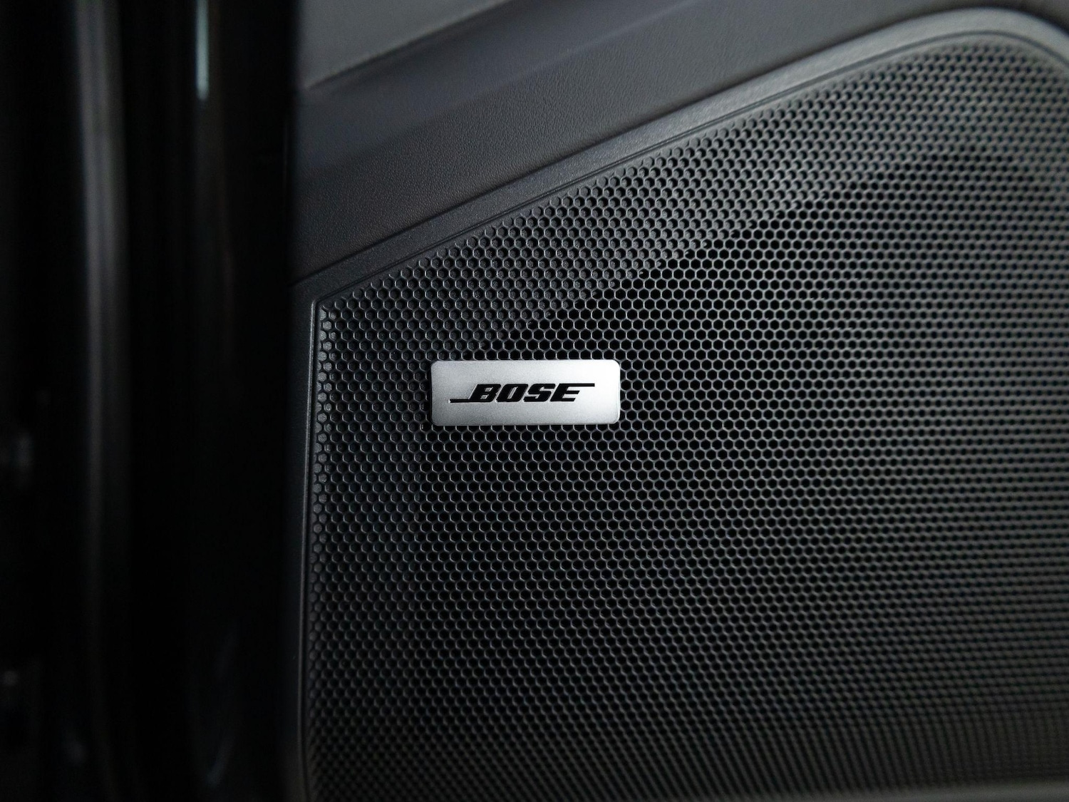 Used Porsche Cayenne 2025 for sale - 76400359: Photo 12