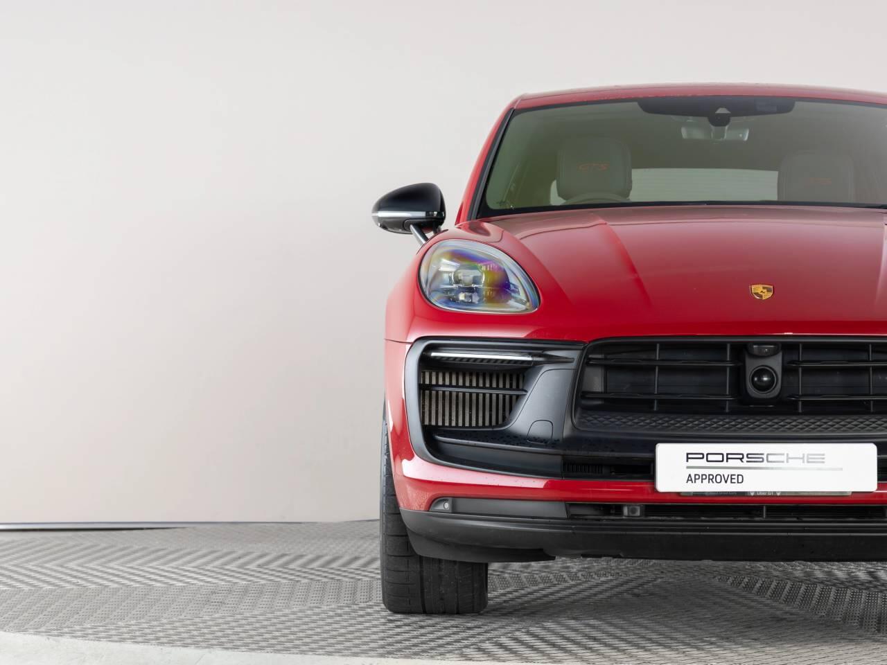Used Porsche Macan 2023 for sale - 78059507: Photo 9