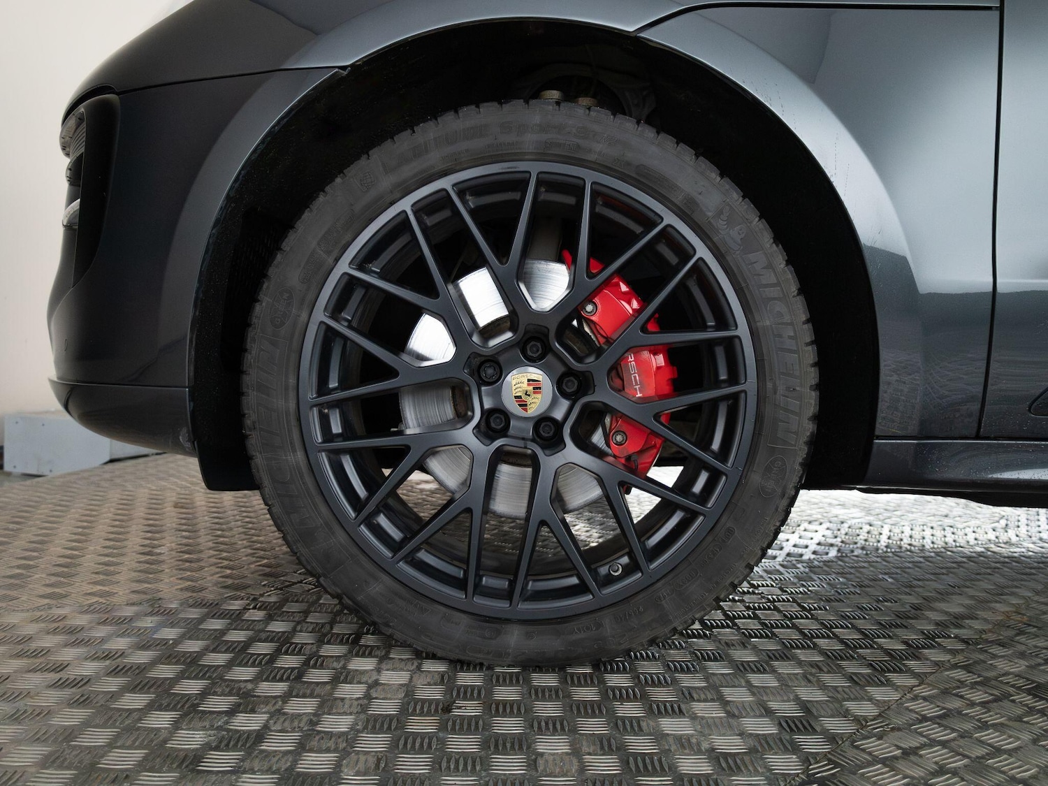 Used Porsche Macan 2020 for sale - 77627270: Photo 3