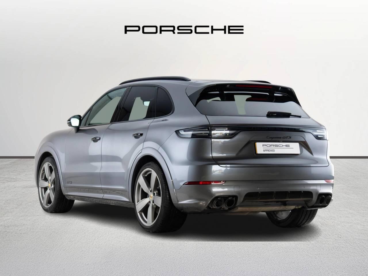 Used Porsche Cayenne 2023 for sale - 76927733: Photo 3