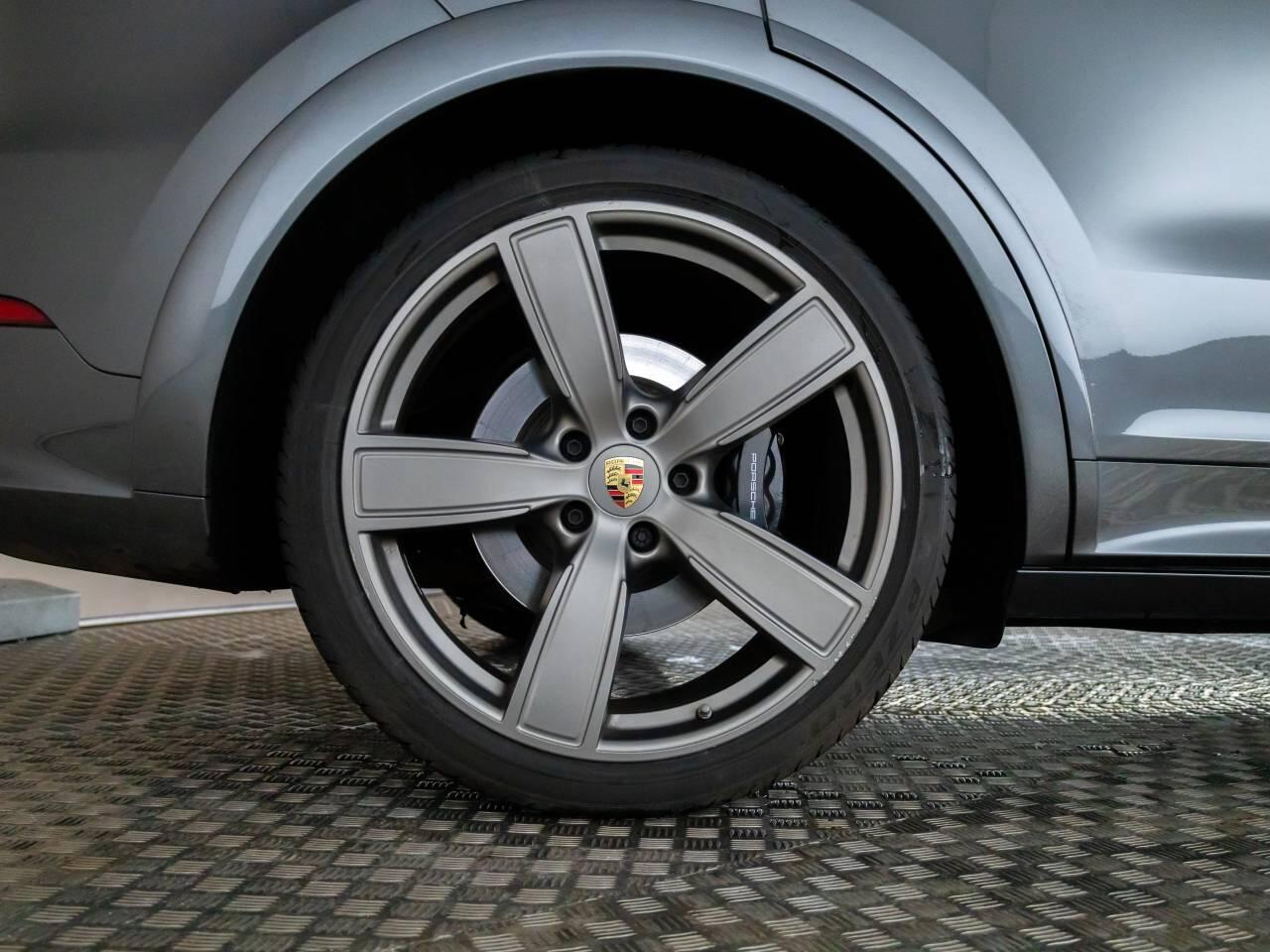 Used Porsche Cayenne 2023 for sale - 76927733: Photo 6