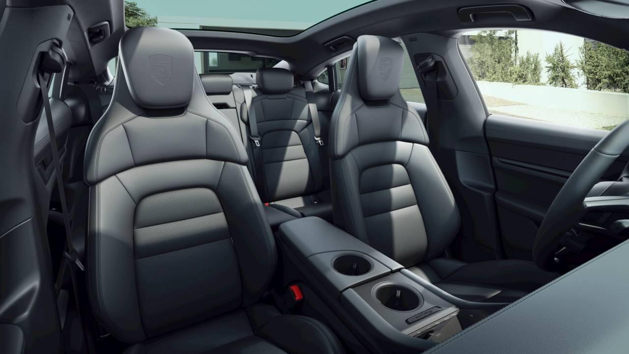 Used Porsche Taycan 2022 for sale - 77360352: Photo 6