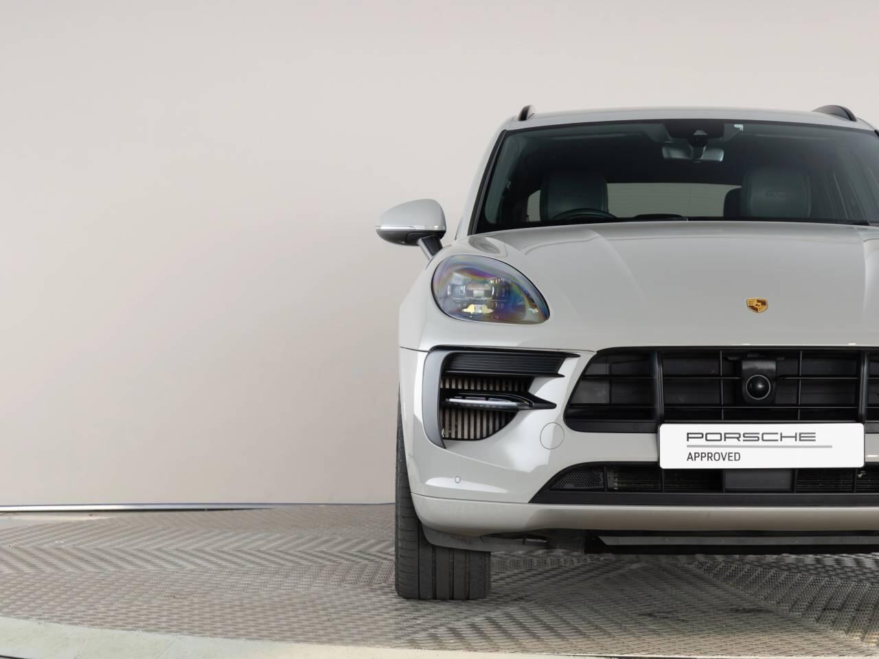Used Porsche Macan 2021 for sale - 77698075: Photo 9