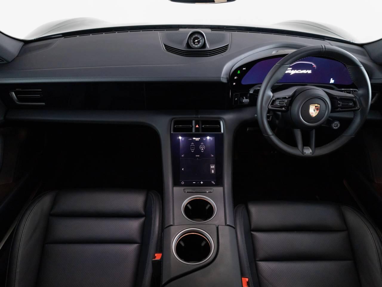 Used Porsche Taycan 2024 for sale - 77972277: Photo 12