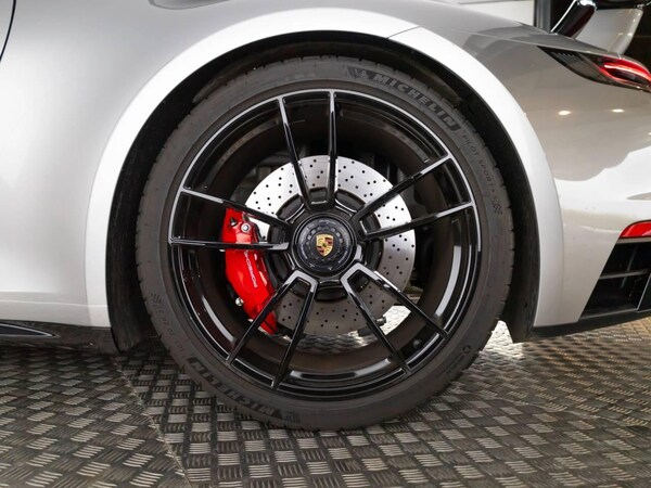 Used Porsche 911 2024 for sale - 76261727: Photo 6