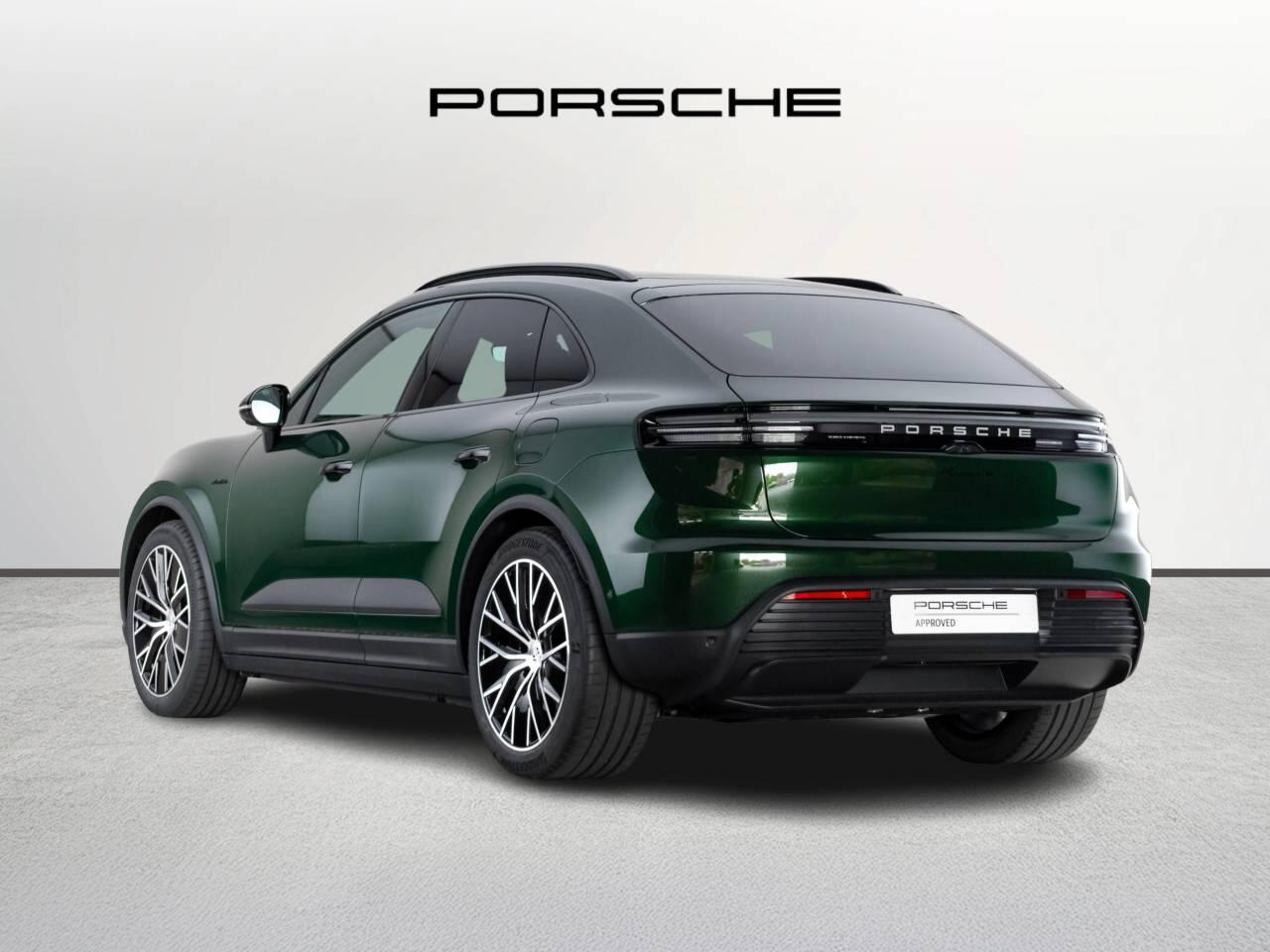 Used Porsche Macan 2025 for sale - 76678175: Photo 3