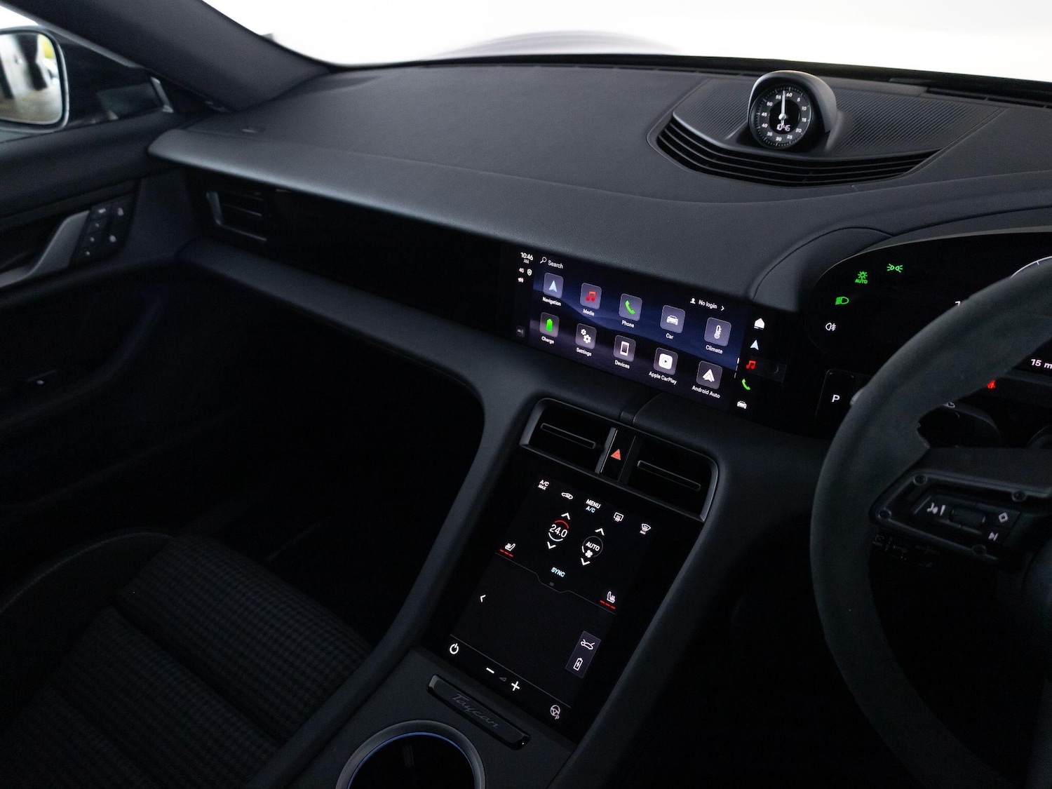 Used Porsche Taycan 2025 for sale - 76692556: Photo 10