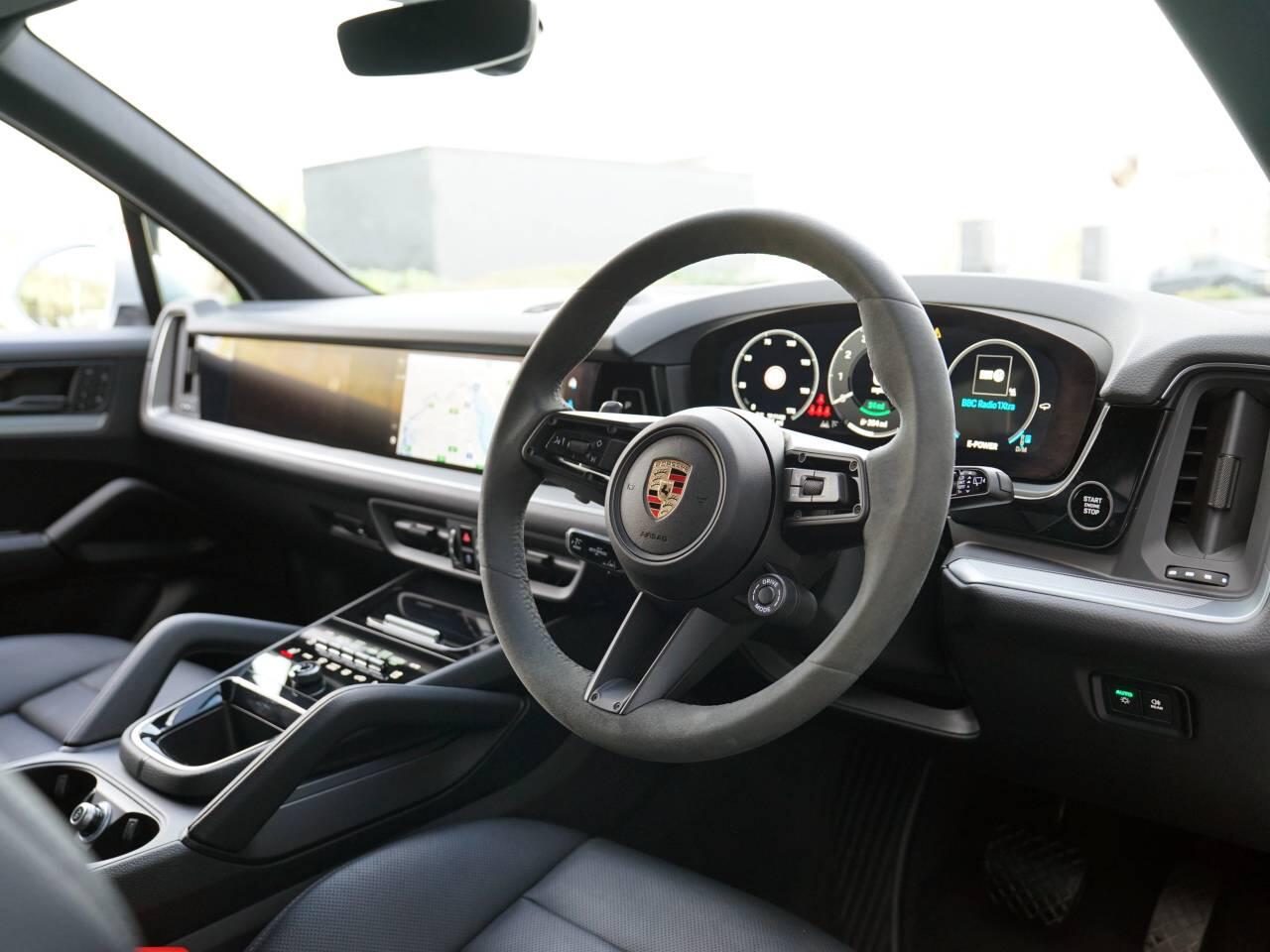 Used Porsche Cayenne 2024 for sale - 77528552: Photo 4