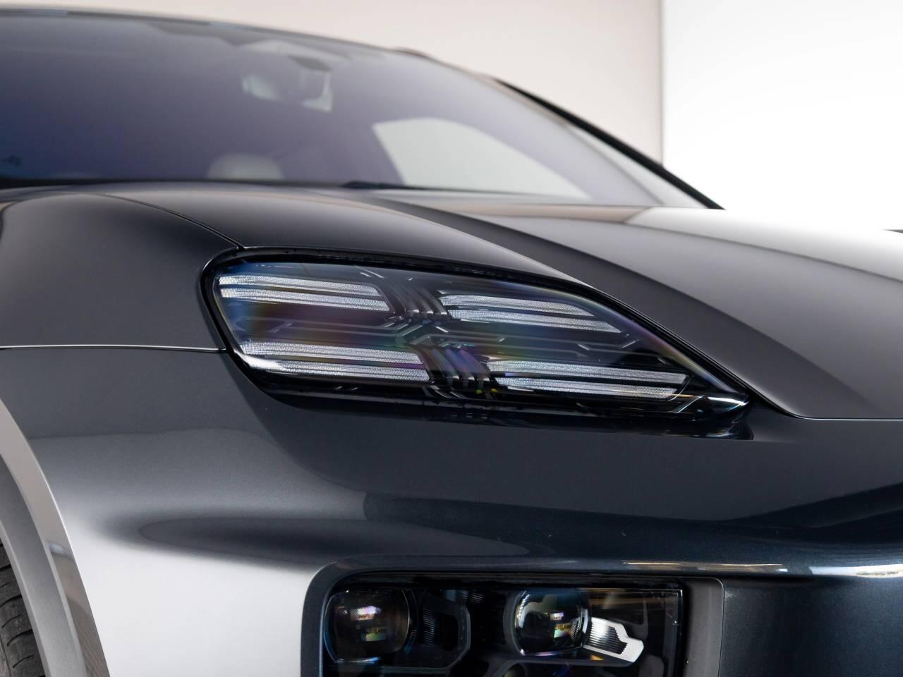 Used Porsche Macan 2024 for sale - 76677088: Photo 10