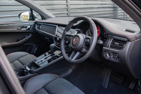 Used Porsche Macan 2025 for sale - 76330135: Photo 4