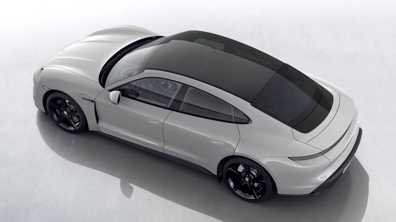 Used Porsche Taycan 2022 for sale - 77959612: Photo 2