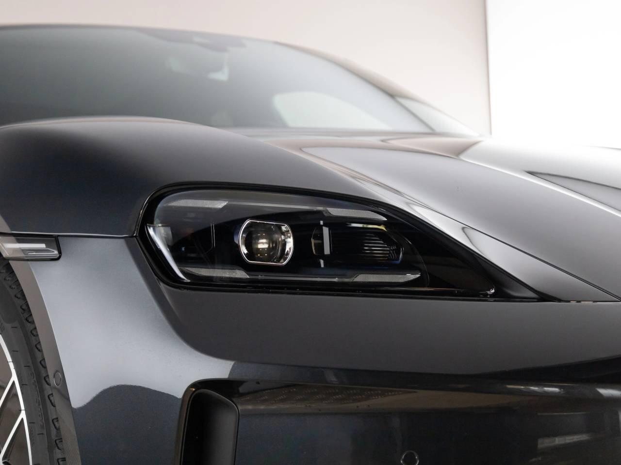 Used Porsche Taycan 2025 for sale - 78190224: Photo 10