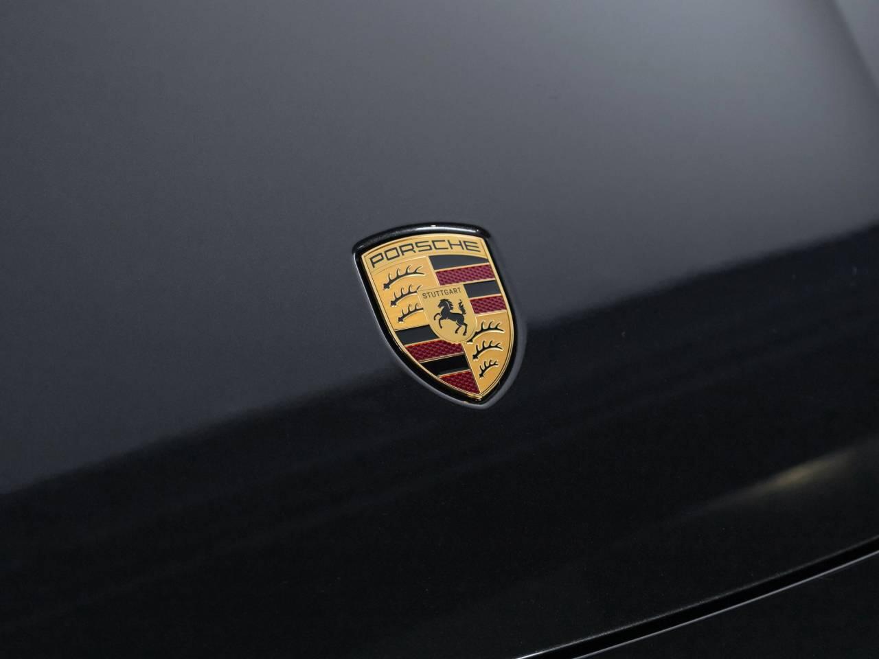 Used Porsche Taycan 2025 for sale - 78190224: Photo 11