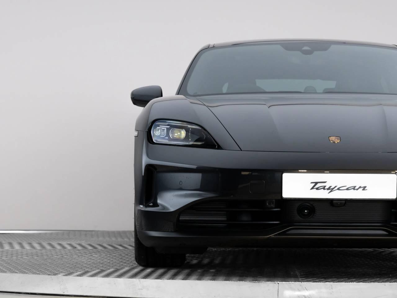 Used Porsche Taycan 2025 for sale - 78190224: Photo 9