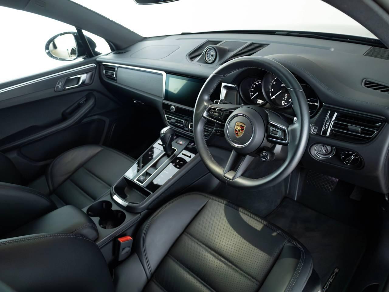 Used Porsche Macan 2024 for sale - 77552011: Photo 4