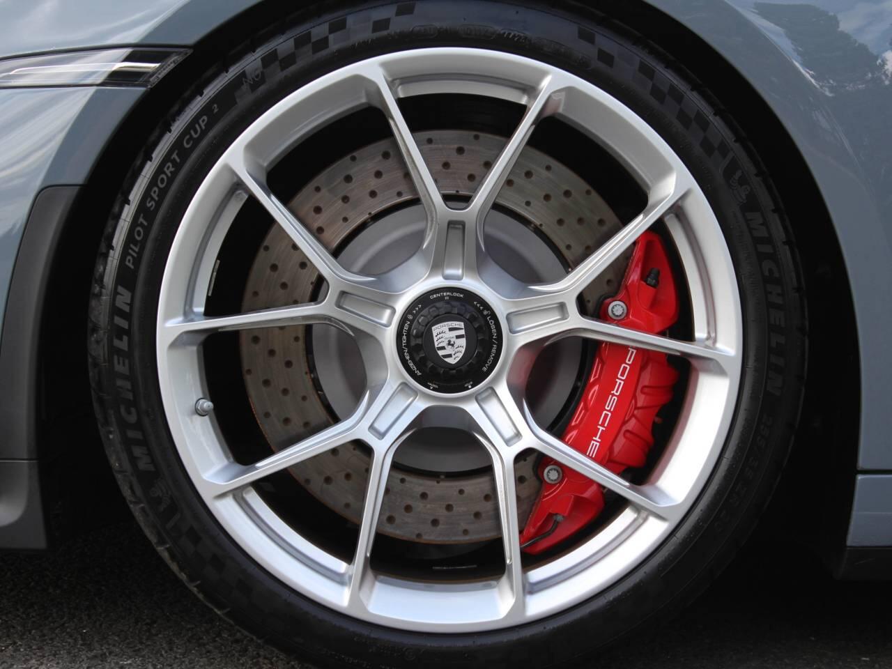 Used Porsche 911 2023 for sale - 76744946: Photo 4