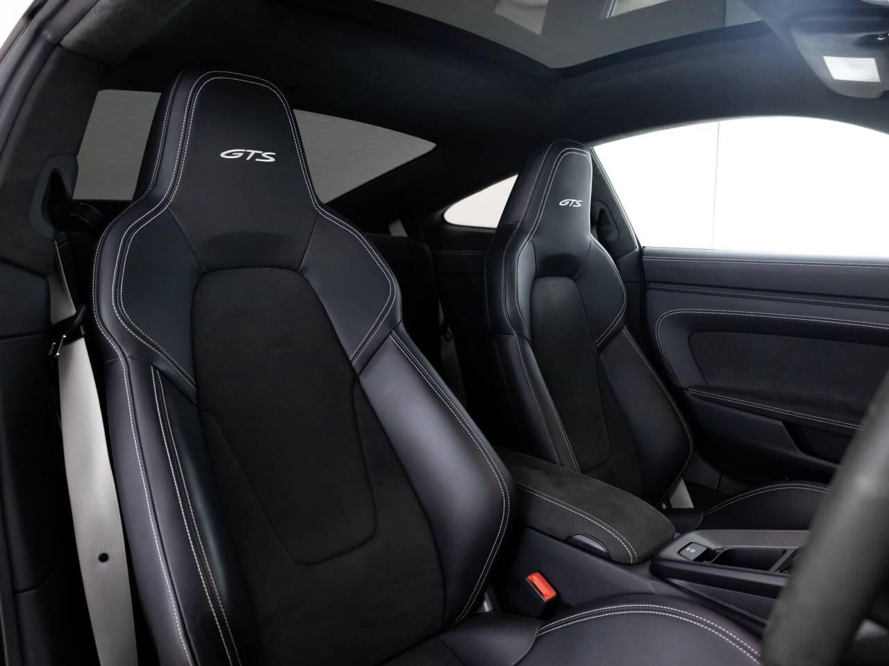 Used Porsche 911 2022 for sale - 76351030: Photo 5