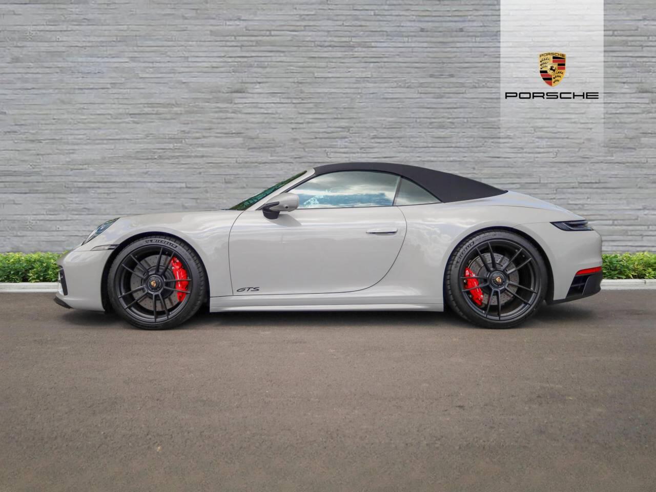 Used Porsche 911 2023 for sale - 77102521: Photo 2
