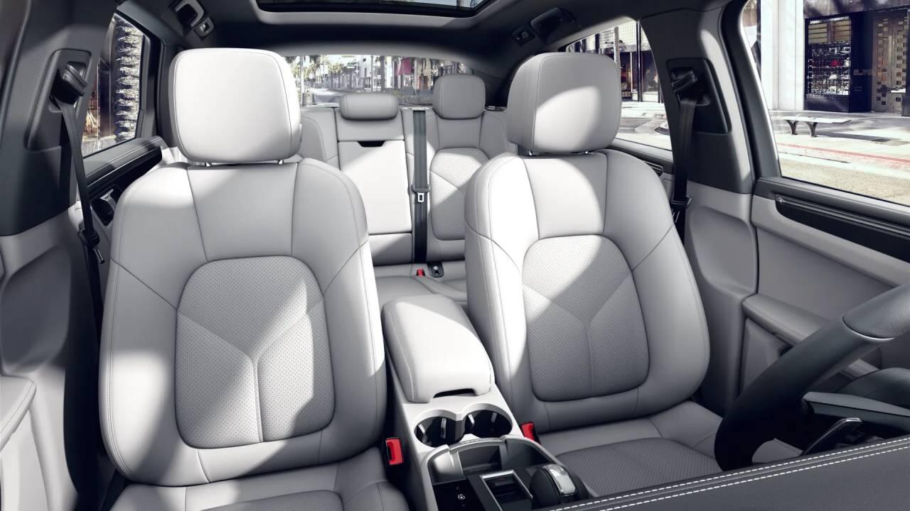 Used Porsche Macan 2023 for sale - 76361812: Photo 6