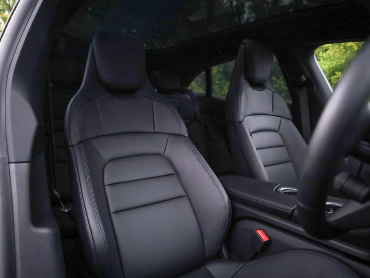 Used Porsche Taycan 2025 for sale - 76841806: Photo 8