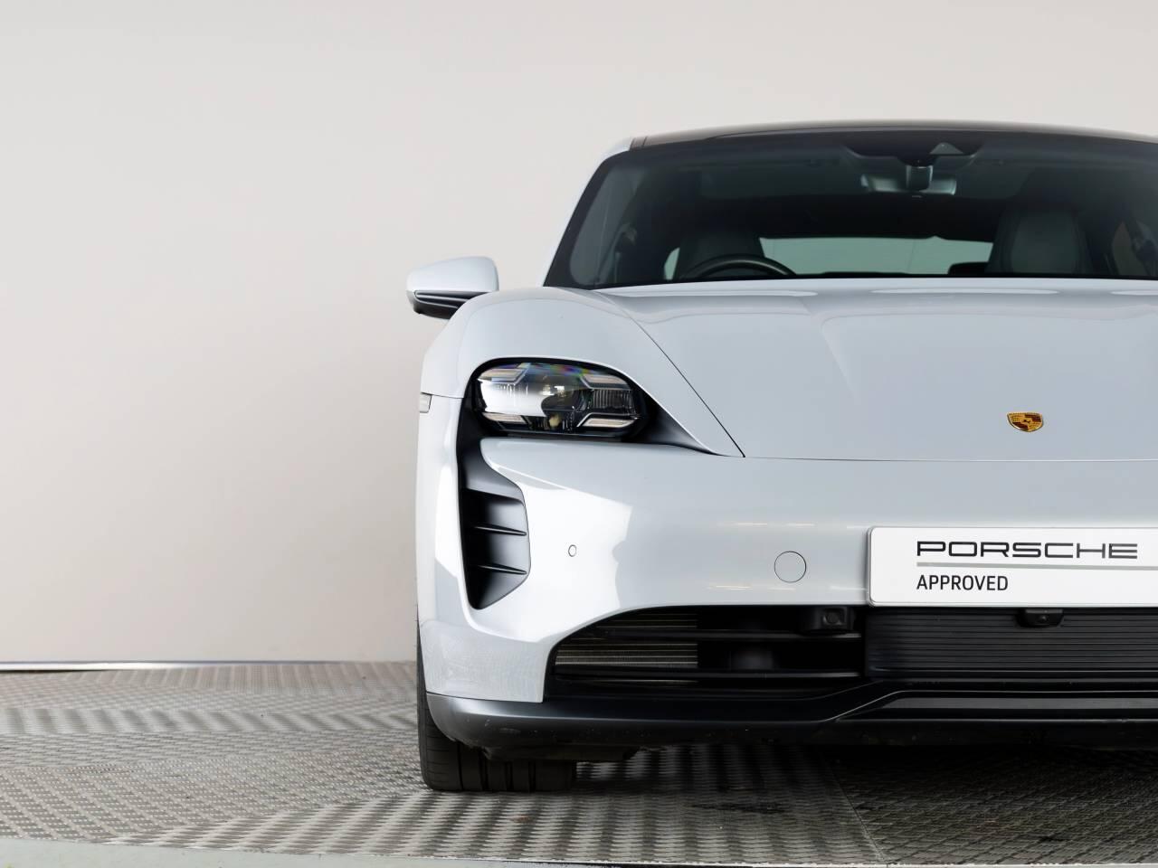 Used Porsche Taycan 2022 for sale - 78190217: Photo 9