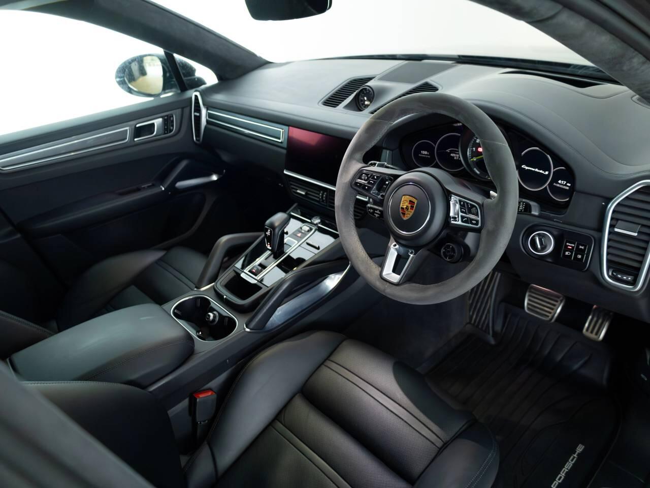 Used Porsche Cayenne 2020 for sale - 78021896: Photo 4