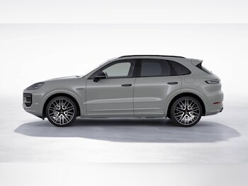 Used Porsche Cayenne 2024 for sale - 78088811: Photo