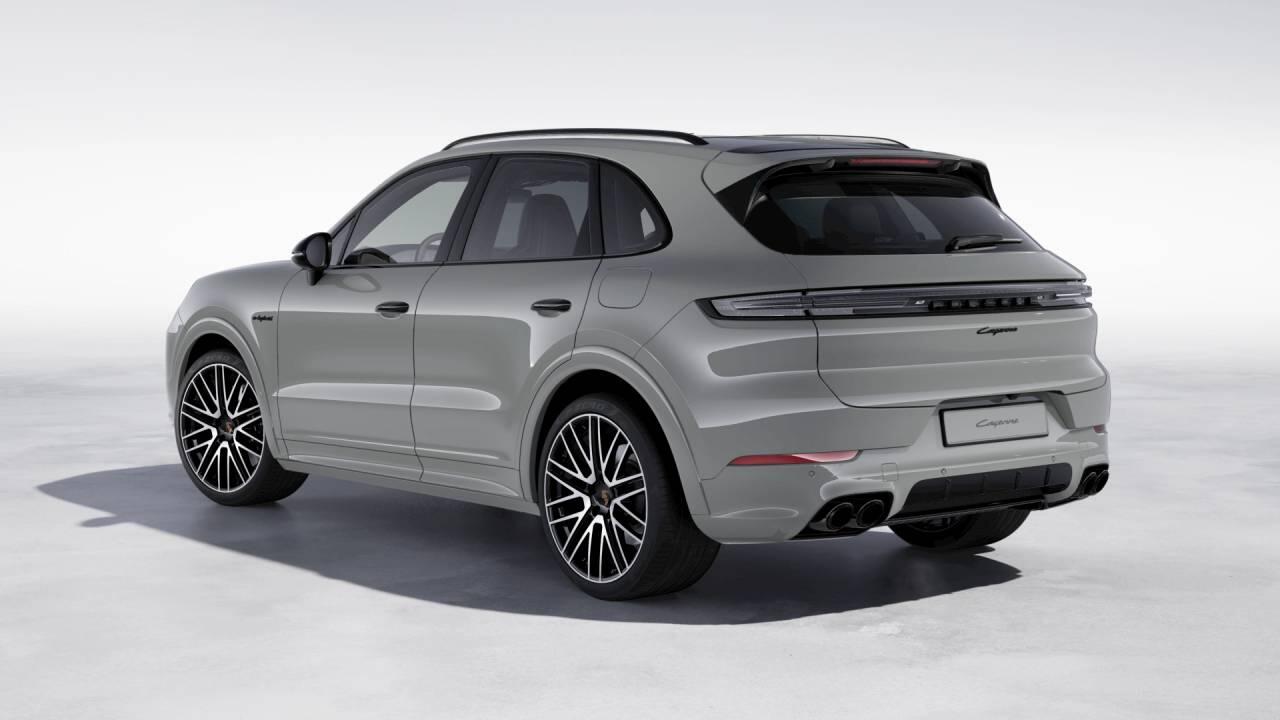 Used Porsche Cayenne 2024 for sale - 78088811: Photo 3