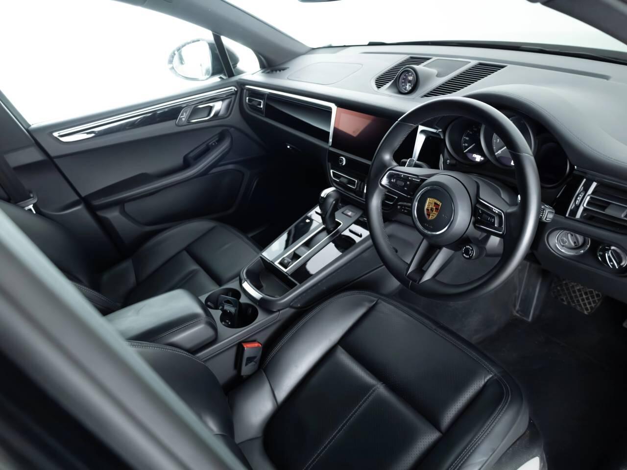 Used Porsche Macan 2024 for sale - 78190254: Photo 4