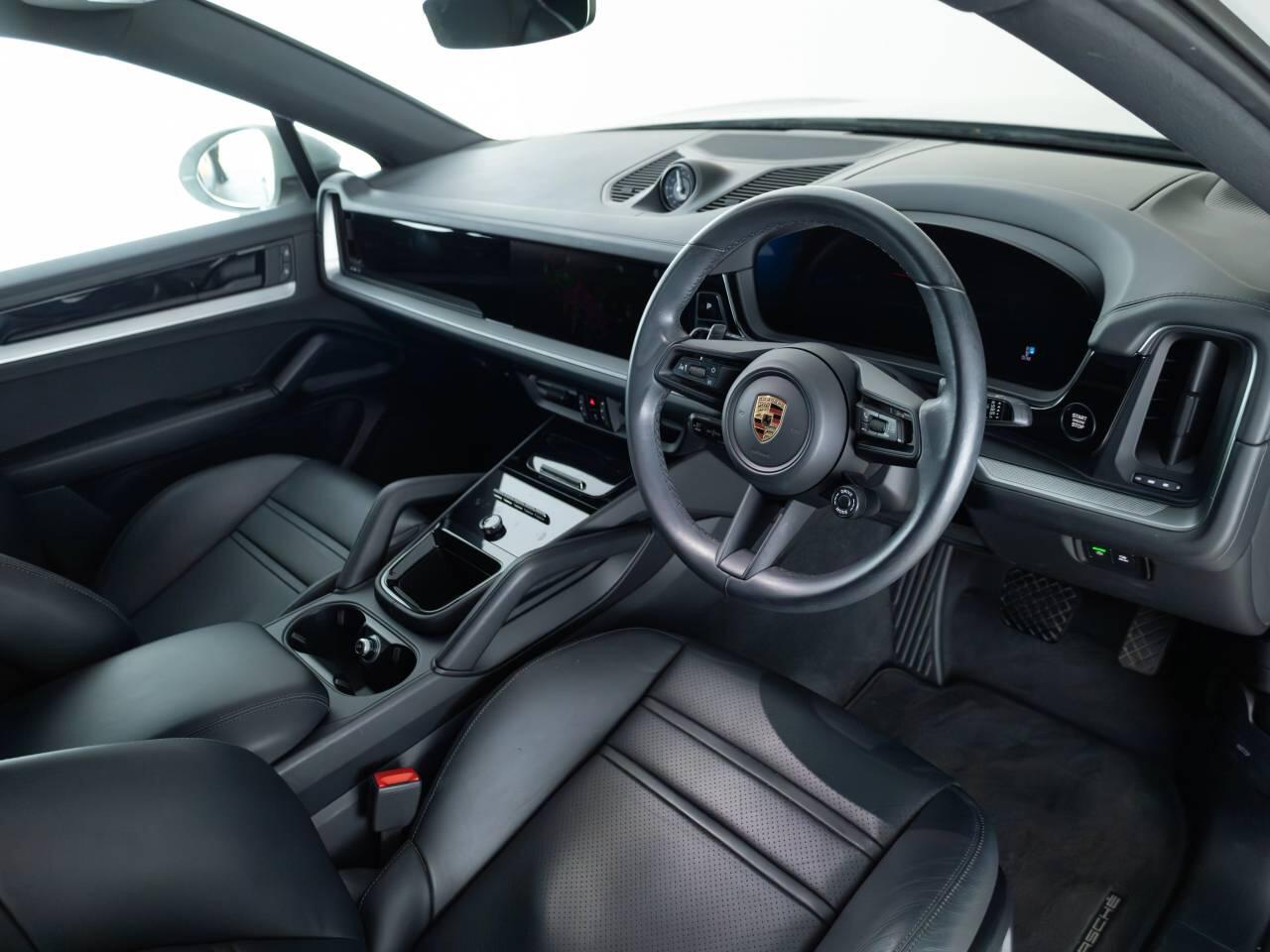 Used Porsche Cayenne 2024 for sale - 78036593: Photo 4