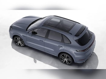 Used Porsche Cayenne 2024 for sale - 77042637: Photo