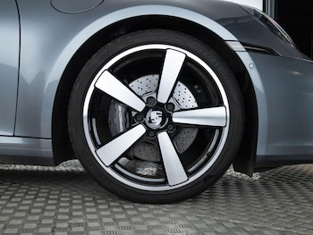 Used Porsche 911 2025 for sale - 77614012: Photo