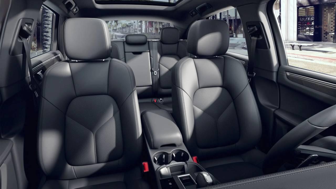 Used Porsche Macan 2023 for sale - 77145562: Photo 6