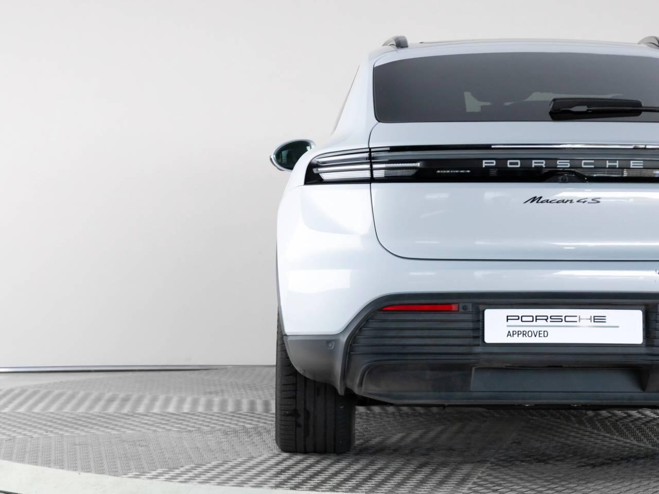 Used Porsche Macan 2024 for sale - 76744952: Photo 12