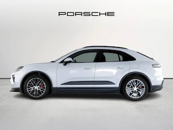 Used Porsche Macan 2024 for sale - 76744952: Photo