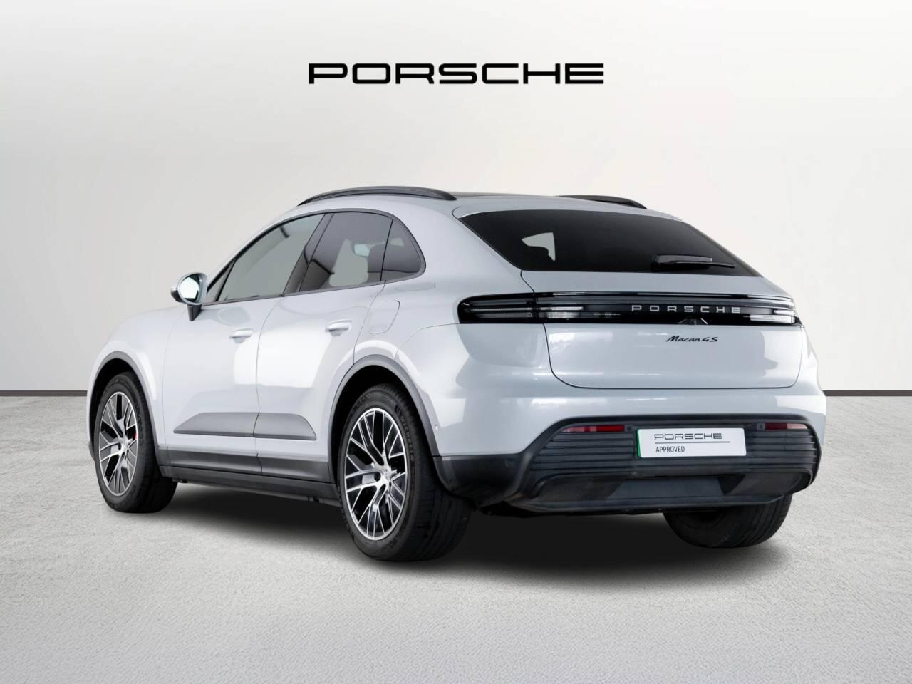 Used Porsche Macan 2024 for sale - 76744952: Photo 3