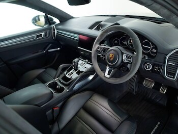 Used Porsche Cayenne 2020 for sale - 77809820: Photo