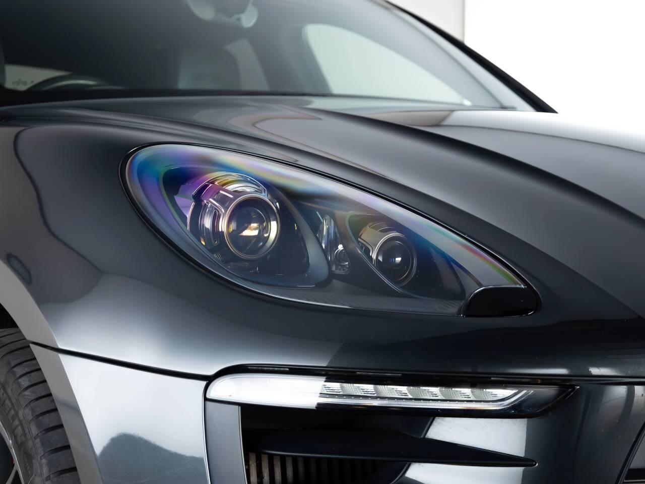 Used Porsche Macan 2020 for sale - 78049205: Photo 11