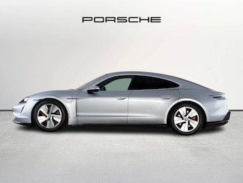 Used Porsche Taycan 2020 for sale - 76680910: Photo
