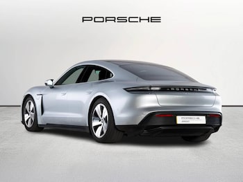 Used Porsche Taycan 2020 for sale - 76680910: Photo