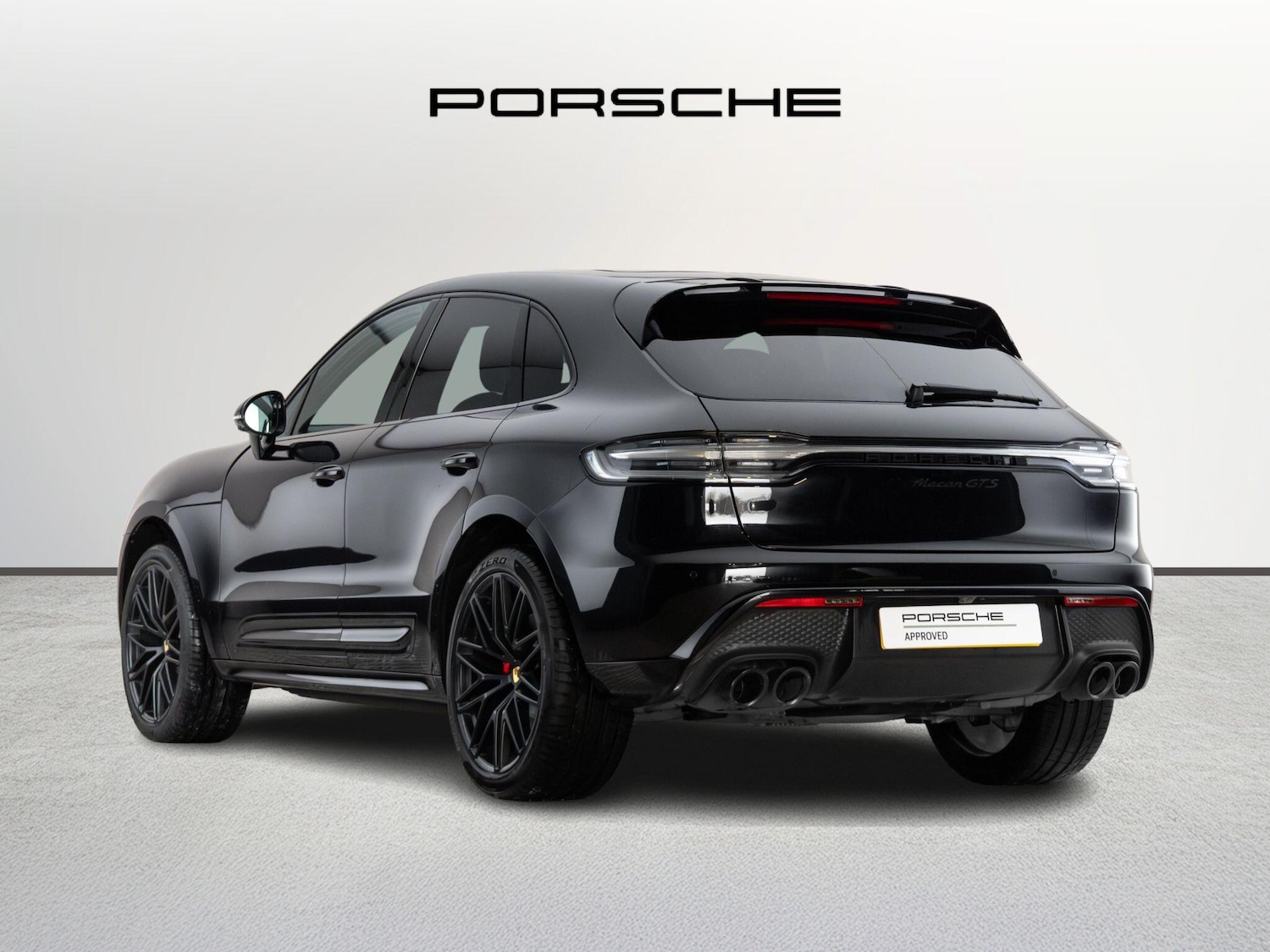 Used Porsche Macan 2024 for sale - 77528555: Photo 2