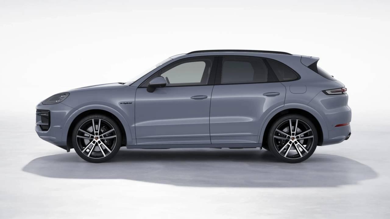 Used Porsche Cayenne 2024 for sale - 77177878: Photo 2