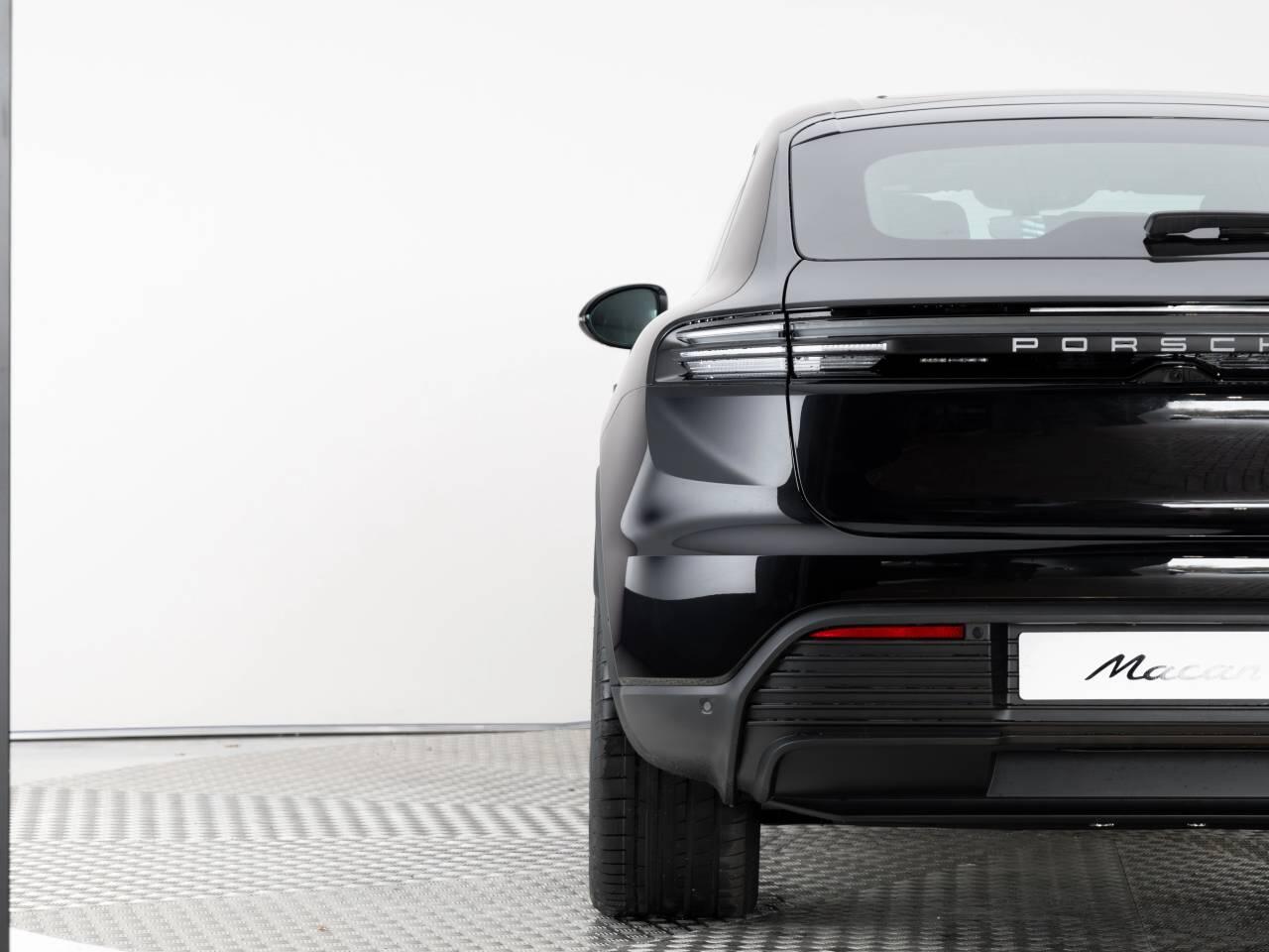 Used Porsche Macan 2025 for sale - 78190255: Photo 12