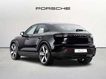 Used Porsche Macan 2025 for sale - 78190255: Photo
